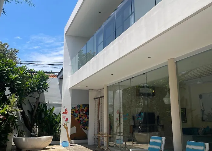Beautiful Bali - 6 Mins Walk To The *