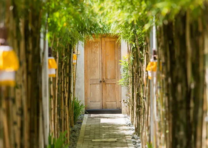 Beautiful Bali - 6 Mins Walk To The *