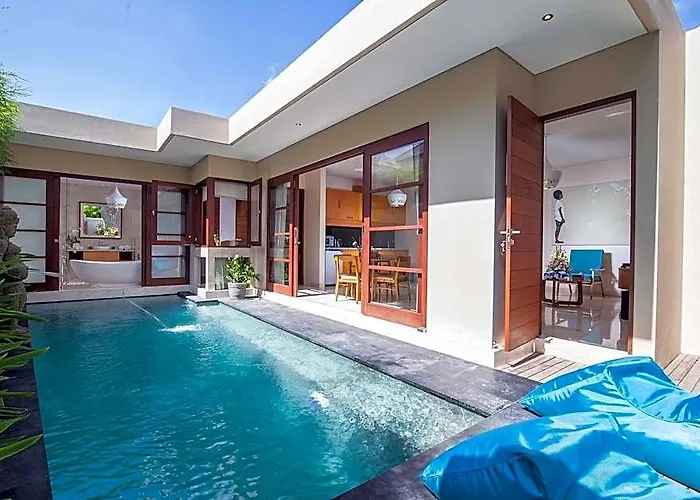 Beautiful Bali - 6 Mins Walk To The *
